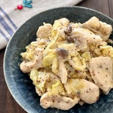 鶏むね肉と春キャベツのクリームマスタード煮