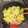 寒い日にほっこり温まる♡ベーコンと白菜の豆乳スープの工程2