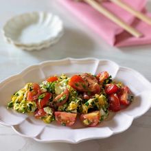 【中玉トマトと卵炒め】朝ごはんにぴったり