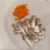 旨みが溢れる！【ツナときのこの塩昆布炊き込みご飯】の工程1