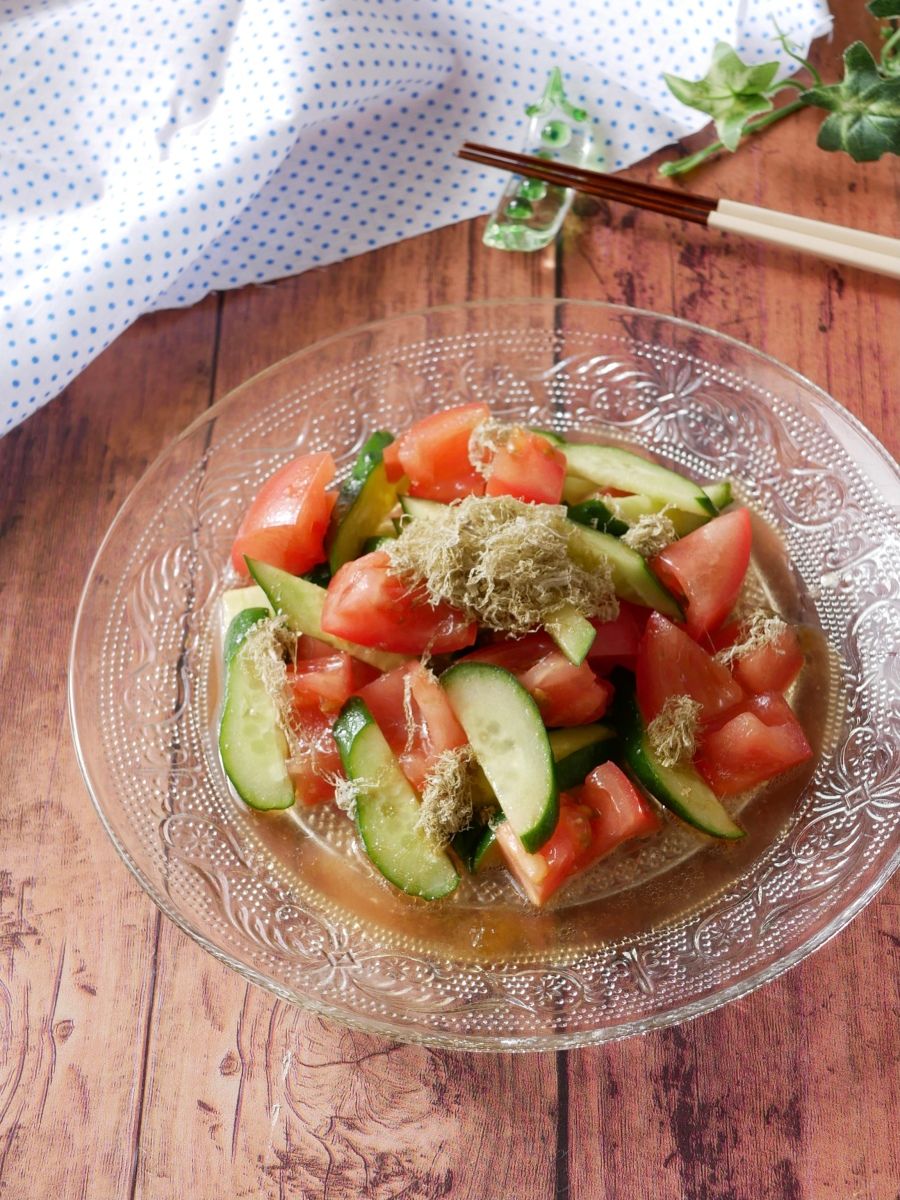 5分で出来る トマトときゅうりのとろろ昆布和え レシピサイトnadia