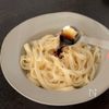 火を使わない！【ねぎしらすのまぜそば風うどん】の工程1