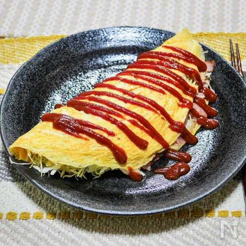千切りキャベツとピザ用チーズで作る「シャキッとオムレツ」