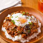 【フライパンで10分♡︎とろとろ茄子のドライカレー】