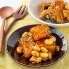 お弁当にもおすすめ！かぼちゃと大豆の甘辛炒め
