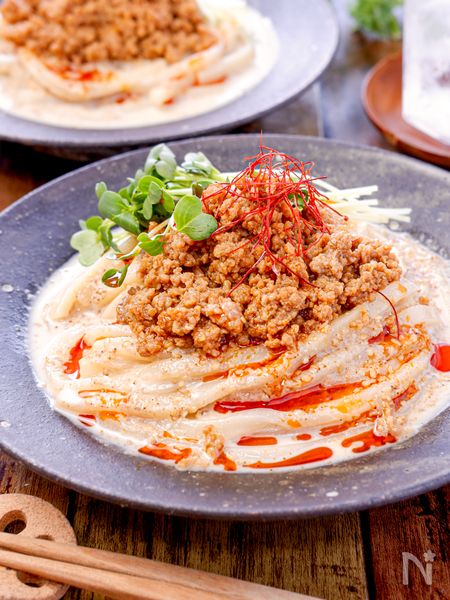 汁なし担々うどん