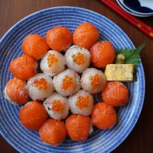 おもてなしに♪サーモンの手まり寿司
