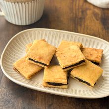 高野豆腐でヘルシー【チョコサンドクッキー】
