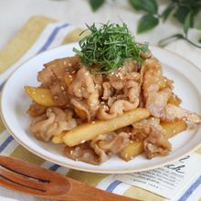 豚肉とじゃがいもの甘辛炒め