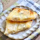 弾ける食感！「チーズバナナパイ」甘じょっぱさがやみつきに！