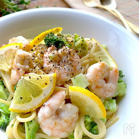 ぷりぷりエビとブロッコリーのレモンクリームスパゲティ By おねこ レシピサイト Nadia ナディア プロの料理家のおいしいレシピ