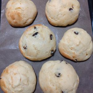 みえちゃんの作ってみた!投稿(ホットケーキミックス使用＊おやつにスコーン風パン)