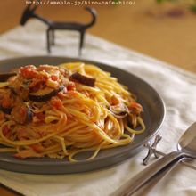 お家で簡単!カニと茄子のトマトクリームパスタ☆