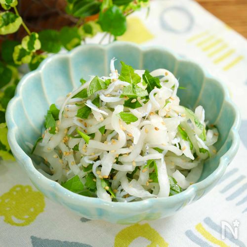 【大根と大葉としらすのさっぱり漬け】ゆかりのような爽やかさ!