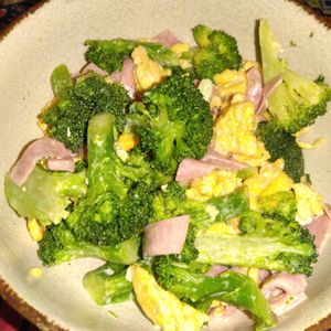 lalilulelonの作ってみた!投稿(【ブロッコリーと卵とハムのマヨサラダ】シンプルが美味しい♡)