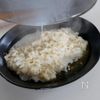 サッポロ一番で！カルボナーラ風混ぜらーめんの工程4