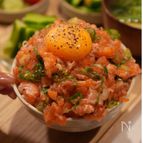 ごはんが止まらない！ねぎ塩サーモンユッケ🐟✨