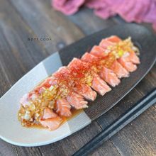 おつまみに♪炙りサーモン