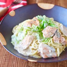鮭とキャベツのレモンクリームパスタ