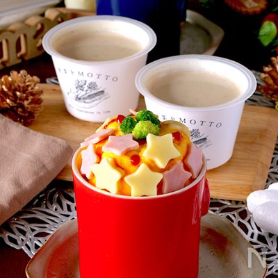 クリスマスに♡レンジで簡単♪サンタ帽子のまんまるオムライス