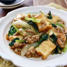 厚揚げと小松菜と玉ねぎのそぼろあん