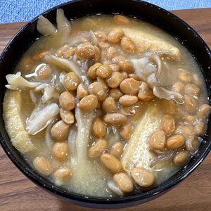 楽ラク手抜キッチン🐶🐾の作ってみた!投稿(朝ごはんにもぴったり！舞茸と納豆の味噌汁)