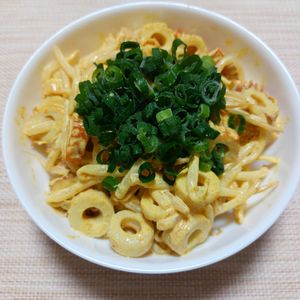 よっこの作ってみた!投稿(【もやしとちくわのカレーマヨ和え】箸が止まらない旨さ)