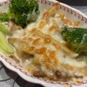 すみれの作ってみた!投稿(えびマカロニグラタン)