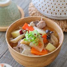具沢山で栄養満点♪【基本の美味しい豚汁】