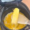 旬の甘みがぎゅっ!炊飯器で簡単◎絶品【とうもろこしご飯】の工程3