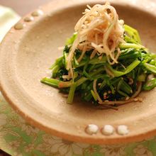 しゃきしゃき食感がおいしい！せりナムル