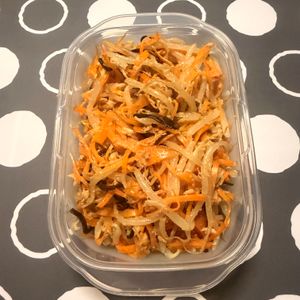 m★egの作ってみた!投稿(［豆もやしとツナの塩こんごま和え］栄養たっぷり♪)