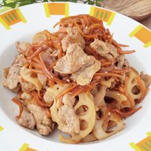 蓮根と人参のシャキシャキ食感✿ごはんが進む豚こまきんぴら