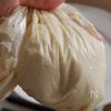フライパンでカリもちっ!チーズナン風米粉パン【袋で簡単】の工程1