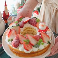 爆速!クリスマスにピッタリなリース風ケーキ