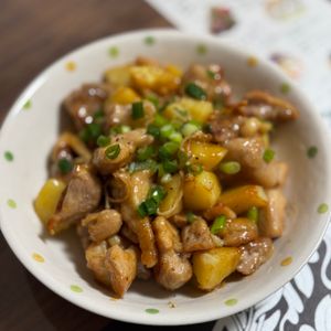 ルーキーシェフ🧑‍🍳の作ってみた!投稿(【鶏肉と新じゃがのバター醤油焼き】頬張って食べたい♡)