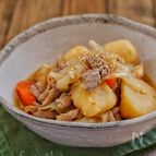 ＊もつ肉じゃが＊