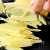 フライパンで簡単！生地いらず♪【ポテトピザ】の工程2