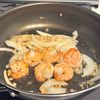 忙しい日の救世主！ワンパン【海老のトマトクリームパスタ】の工程2