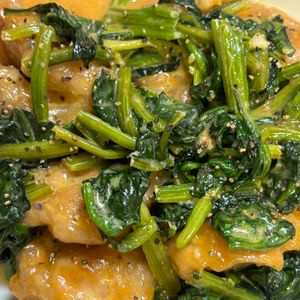ムーちゃんの作ってみた!投稿(【鶏むね肉の海老マヨ風】ほうれん草も激旨！6～７分で完成♪)