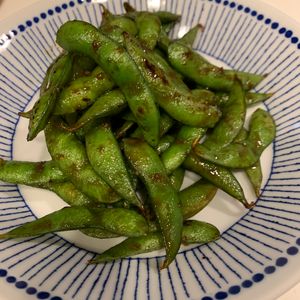 ぐ〜たら子の作ってみた!投稿(夏のおつまみはこれに決まり！【枝豆の焼肉風味炒め】)