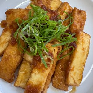 ひまわりの作ってみた!投稿(絶品オニオンソースDE『厚揚げステーキ』節約副菜♡)
