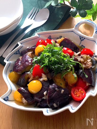 パーティーにお勧め・カラフル♡なすとミニトマトの黒酢マリネ