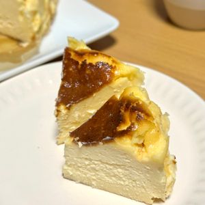 roseの作ってみた!投稿(悶絶級の絶品【生チョコバスクチーズケーキ】)
