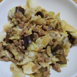 1315327の作ってみた!投稿(【ご飯がっつり】キャベツとなすのひき肉回鍋肉☆ワンパン速攻)