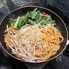 火を使うのは約6分！具だくさんスタミナ豚ニラ焼きうどんの工程4