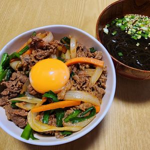 ナムディの作ってみた!投稿(韓国料理店に行ったみたいなプルコギ✨スタミナ丼にもなるよ😋)