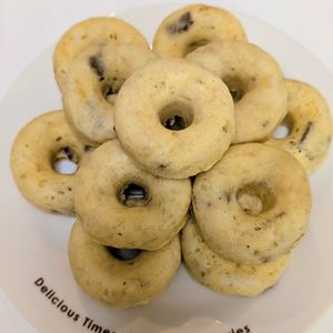 彩羅の作ってみた!投稿(【5分チンするだけ】ふんわりしっとり「チョコバナナドーナツ」)