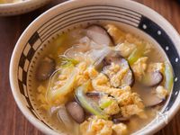 【しいたけと長ねぎの中華たまごスープ】簡単！素朴でおいしい♡
