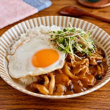 夏におすすめ！15分で作れる【豚バラときのこの薬味カレー】